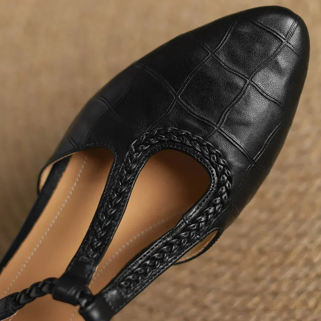 Danielle | Classic Strap Shoes